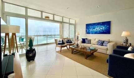 Apartamento no Guarujá, Pitangueiras, Frente Mar, com 3 Suítes.