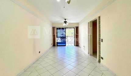 Apartamento no Guarujá, Pitangueiras, 2 quartos, sendo 1 suíte.