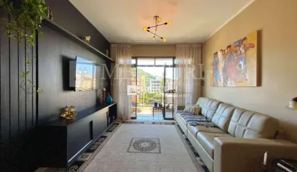 Apartamento no Guarujá, Enseada, 1 suíte, prédio com lazer.