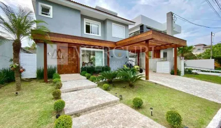 Casa no Guarujá, Condomínio Fechado, Jardim Pernambuco, 3 quartos (2 suítes), piscina e churrasqueira - Mercuri Imóveis Guarujá