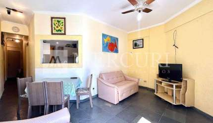 Apartamento no Guarujá, Enseada, com Sacada, Prédio com Lazer