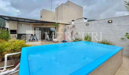 Cobertura no Guarujá, Enseada, piscina e churrasqueira privativa, 4 quartos - Mercuri Imóveis Guarujá.