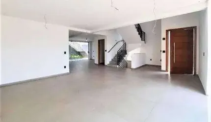 Sobrado Alto Padrão 340 m² com 3 Suítes, 6 Vagas - Jardim do Mar - São Bernardo do Campo