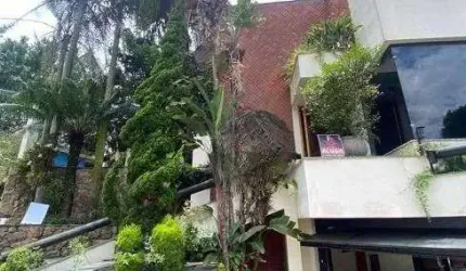 Sobrado com 4 dormitórios à venda, 422 m² por R$ 2.500.000,00 - Jardim São Caetano - São Caetano do Sul/SP
