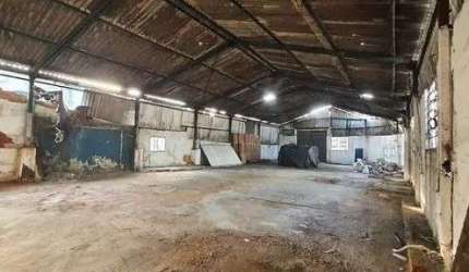 Galpão à venda, 420 m² por R$ 880.000,00 - Taboão - Diadema/SP