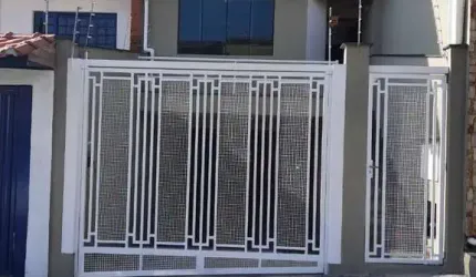 Sobrado para alugar, 212 m² por R$ 3.300,00/mês - Jardim Las Vegas - Santo André/SP