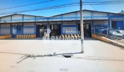 Excelente Galpão  com 1100 metros de área construída  e 1500 metros de terreno