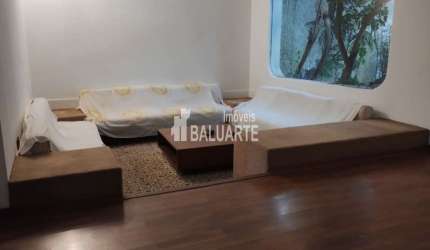 Casa com 4 Quartos e 6 banheiros à Venda, 380 m² por R$ 2.226.000