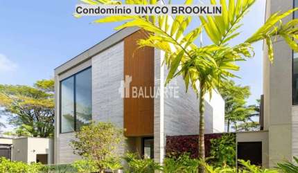 Casa em condomínio com 5 quartos e 867 m² à venda