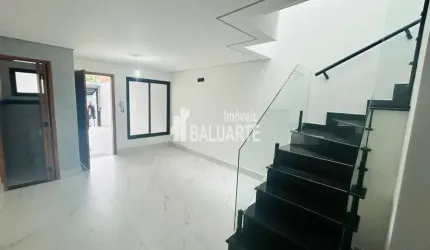 Sobrado com 3 Quartos e 3 banheiros à Venda, 110m² por R$ 750.000