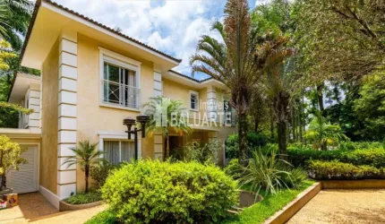 Casa de Condomínio com 4 Quartos e 6 banheiros à Venda, 502 m²