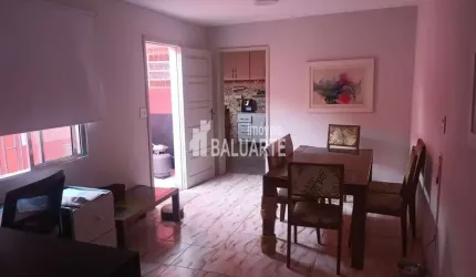 Vende-se casa em Veleiros.