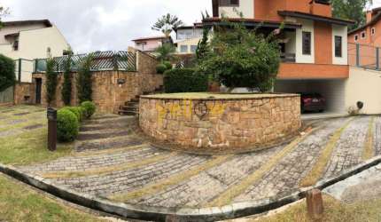 Apartamento em Condomínio Aruã - Mogi das Cruzes, SP