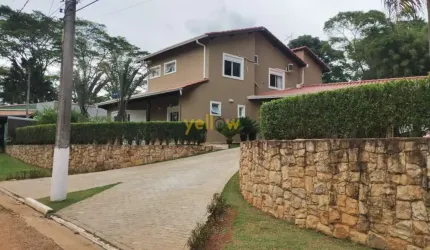 Casa em Condomínio Fechado em Colinas Verdes  -  Arujá