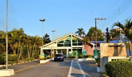 Casa em Condomínio Fechado em Arujá Country Club - Arujá, SP