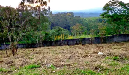 Terreno no Condomínio Colinas de Arujá Pronto para Construir