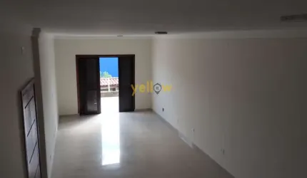 Casa espaçosa em Jordanópolis - Arujá com 4 dormitórios, suíte e 4 banheiros por R$ 800.000,00 - Venda