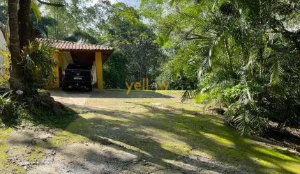 Chácara de 4 dormitórios e 5 banheiros em Santa Isabel por R$ 850.000 - Granja Urupês.