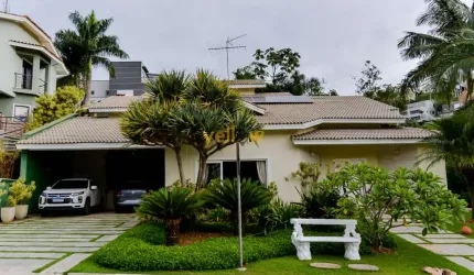Casa Luxuosa em Condomínio Hills III - Arujá à Venda e Locação