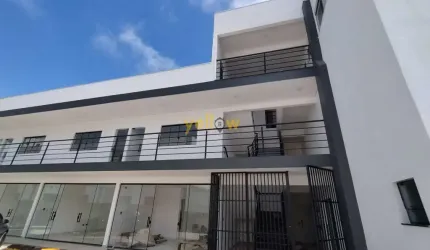Sala comercial de 30m² no Centro de Arujá com 1 banheiro por R$ 3.000/mês
