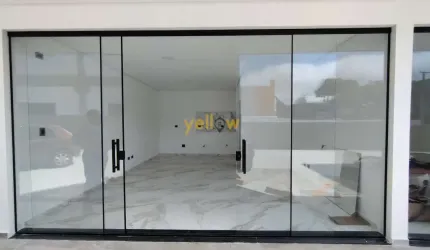 Sala comercial de 30m² no Centro de Arujá com 1 banheiro por R$ 3.200/mês