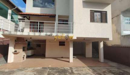 Casa em Condomínio Fechado em Parque Residencial Itapeti - Mogi das Cruzes, SP