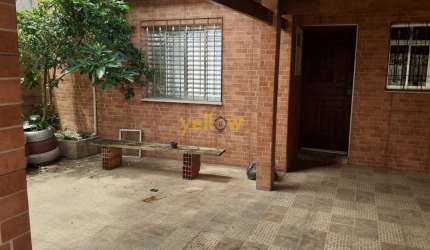 Casa espaçosa em Parque Maria Helena - Suzano com 3 dormitórios e 139m² por R$ 400.000 - Confira!