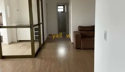 Espaçoso apartamento de 3 dormitórios em Chácara São José - Arujá por R$ 850 mil para venda e locação