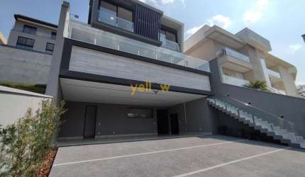 Casa Luxuosa em Arujá: 4 Suítes no Residencial Real Park