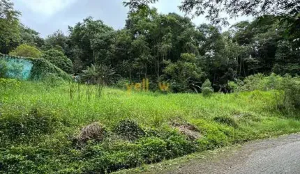 Terreno à Venda em Arujá - Bairro Caputera por R$1.000.000