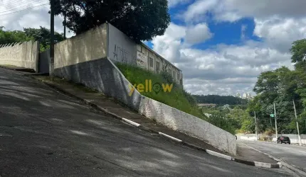 Salão Comercial à Venda e Locação em Arujá - 630m²