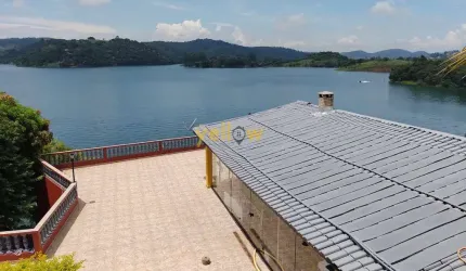 Casa em Condomínio Fechado em Porto Alpina  -  Igaratá