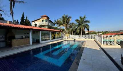 Casa Luxuosa em Porto Alpina - 6 Dormitórios à Venda