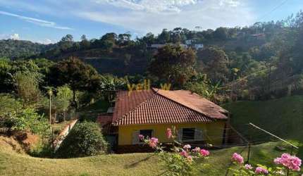 Casa à Venda em Igaratá - Recanto das Águas, 100m², R$650k