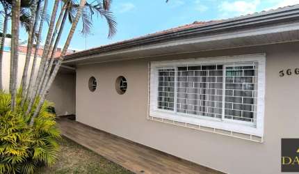 Linda Residência no Bairro Guabirotuba