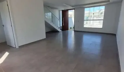 SOBRADO ALTO PADRÃO