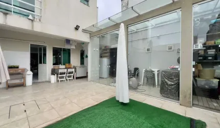 Sobrado Pé na Areia