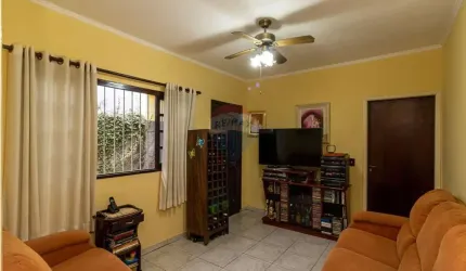 Casa térrea com 2 dormitórios à venda na Vila Nova Cachoeirinha!