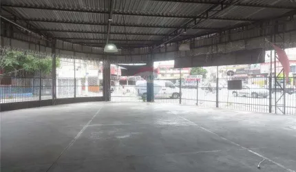 Salão/Galpão em Vila Pereira Barreto- Pirituba- com uma área construida de  304m² com escritório de 40m²  e mezanino