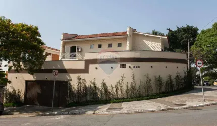 Sobrado Comercial para alugar com 475m² no Alto da Lapa