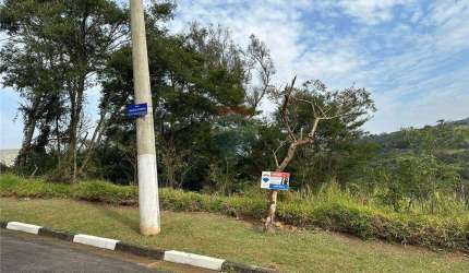 Vende Terreno de 430 m² - Condomínio Fechado Parque Itaguaçu da Cantareira (Aceita Permuta e Proposta)