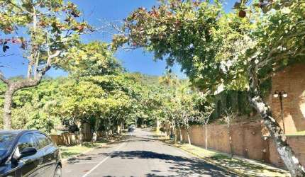 Apartamento com 3 dormitórios à venda, 170 m² por R$ 900.000,00 - Morro Sorocotuba - Guarujá/SP