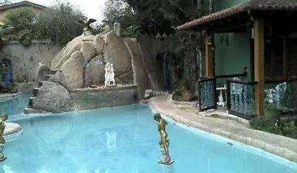 Casa com 10 dormitórios à venda, 1577 m² por R$ 3.200.000,00 - Praia de Pernambuco - Guarujá/SP