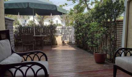 Village com 2 dormitórios à venda, 68 m² - Riviera de São Lourenço - Bertioga/SP