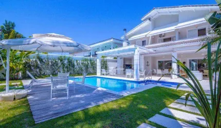 Casa com 6 dormitórios à venda, 400 m² por R$ 3.800.000,00 - Acapulco - Guarujá/SP