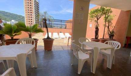 Apartamento perto da praia dois quartos com lazer.