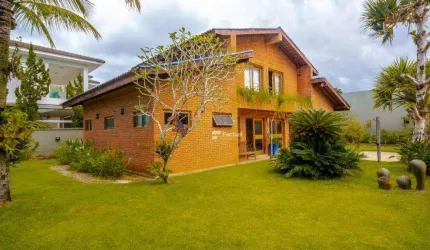 Casa com 2 dormitórios à venda, 200 m² por R$ 1.800.000,00 - Acapulco - Guarujá/SP