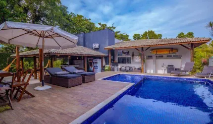 Casa com 7 dormitórios à venda, 480 m² por R$ 2.500.000,00 - Praia de Pernambuco - Guarujá/SP