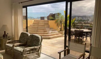 Ótima cobertura com 360m² Guarujá