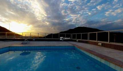 Apartamento com 4 dormitórios à venda, 244 m² por R$ 1.600.000,00 - Pitangueiras - Guarujá/SP